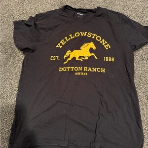 Yellowstone Dutton ranch old navy t shirt